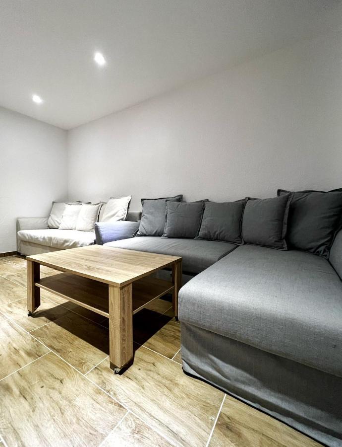 Erdgeschoss Wohnung Wiesbaden Stadtmitte 2 Zimmer Kueche Bad Esterno foto